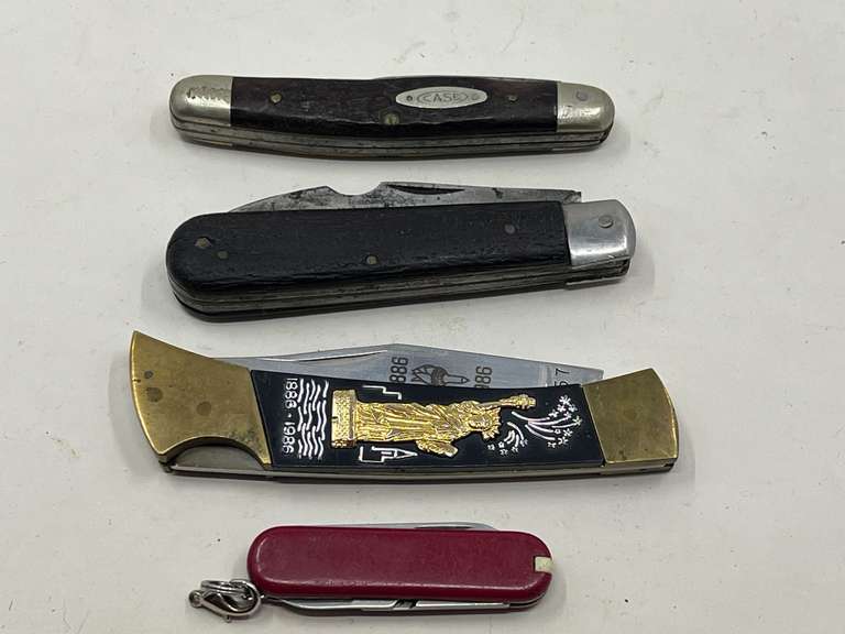DEN… Vintage pocket knives, four pieces, tub is not included, see pictures for details. image