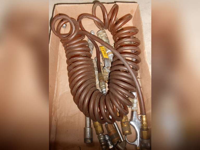 MISC AIR COUPLINGS, NOZZLES, TIRE PRESSURE GAUGES image