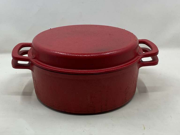 KIT… Kitchen HQ cast iron Dutch oven, see pictures for details. image