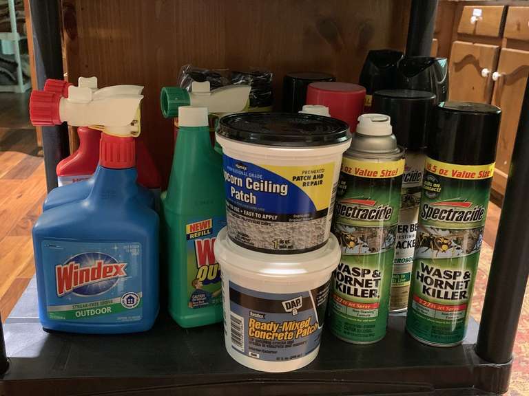 SHELF LOT OF ASSORTED CLEANING SUPPLIES & WASP SPRAY - KITCHEN image
