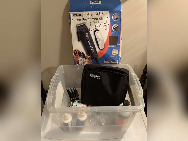 WAHL CLIPPERS WITH EXTRA BLADES & MORE - UP BED 1 image