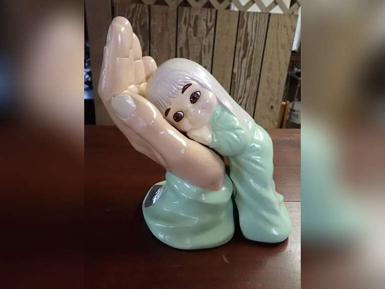 Vintage Ceramic The Master's Hand and The Praying Child image