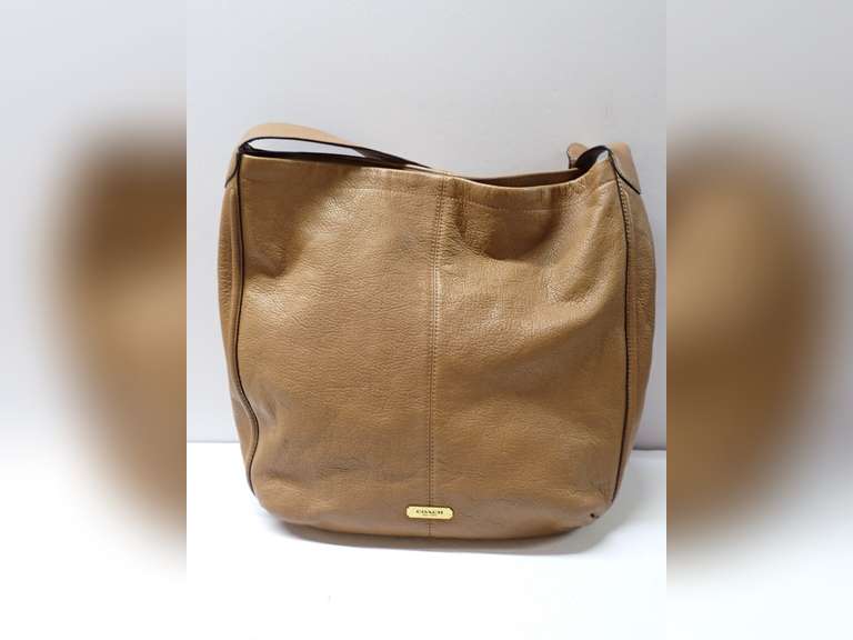 High End Ladies Purse - Please come to inspection to verify authenticity for yourself. image