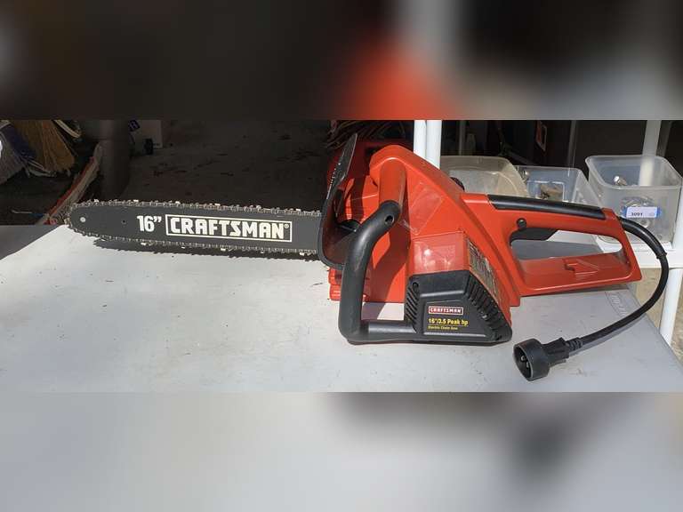 CRAFTSMAN 16" ELECTRIC CHAINSAW - GARAGE image