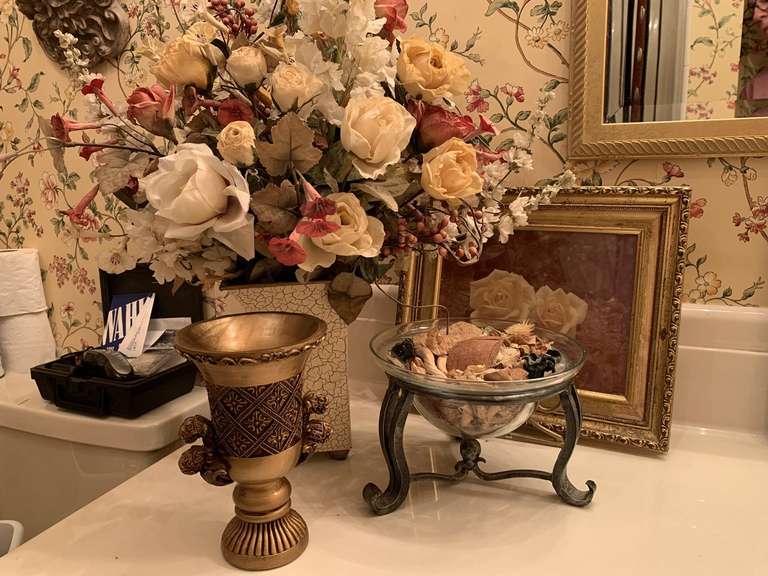 HOME DECOR TO INCLUDE METAL VASE WITH SILK FLORAL 27" TALL, PALE YELLOW ROSE FRAMED PRINT 13 3/4" X 11 3/4", GLASS BOWL WITH METAL STAND FULL OF POTPOURRI & MORE - UP HALL BATH image