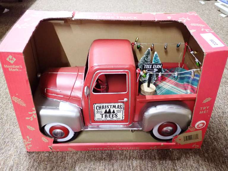 Member's Mark Pre-Lit Truck Christmas Decoration image