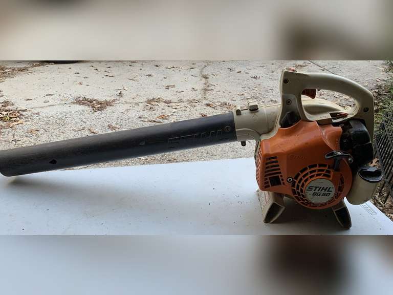 STIHL BG 50 GAS BLOWER - GARAGE image