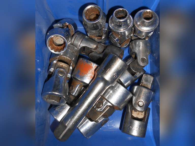 MISC 3/8" DRIVE SOCKETS & EXTENSIONS (12) PCS image