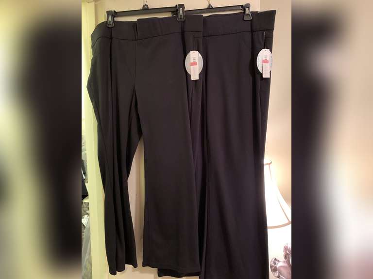 LADIES BLACK PANTS - SOME NEW W/ TAGS (1 SIZE 22, 1 SIZE 24, 2 SIZE XL) - UP BED 2 CLOSET image