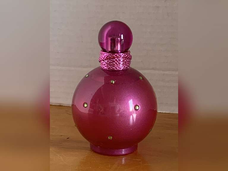 NEW BRITNEY SPEARS "FANTASY" PARFUM SPRAY 3.3 FL OZ - CHECKOUT image