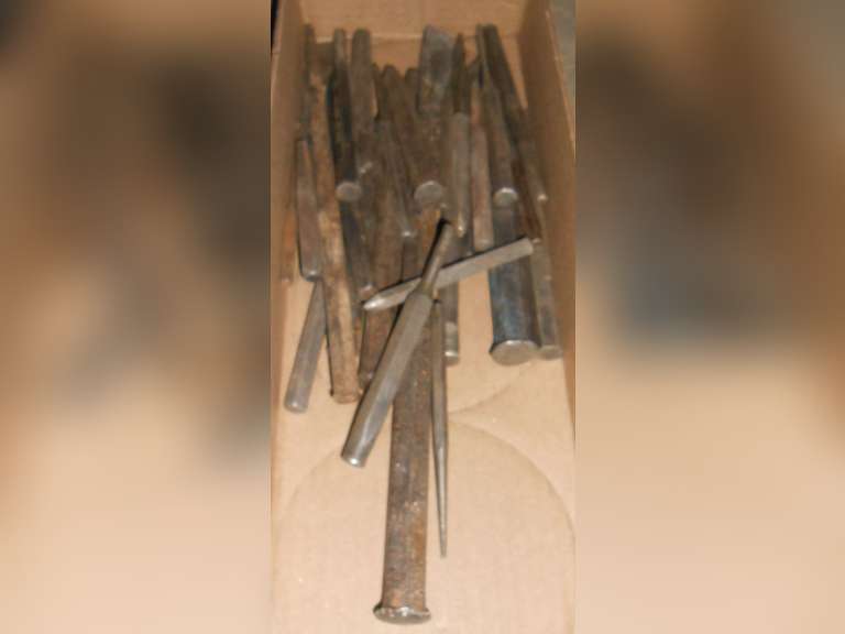 APPROX (29) PCS ASSORTED PUNCHES/CHISELS image