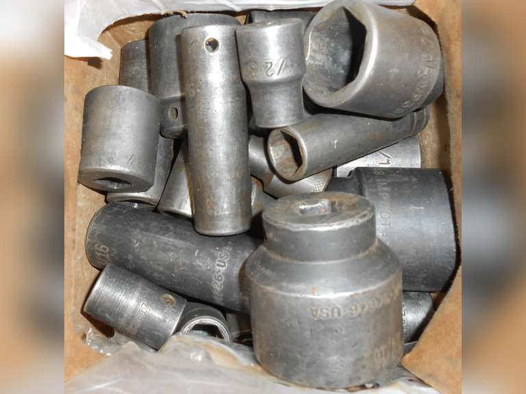 MISC 1/2" DRIVE SOCKETS (29) PCS image