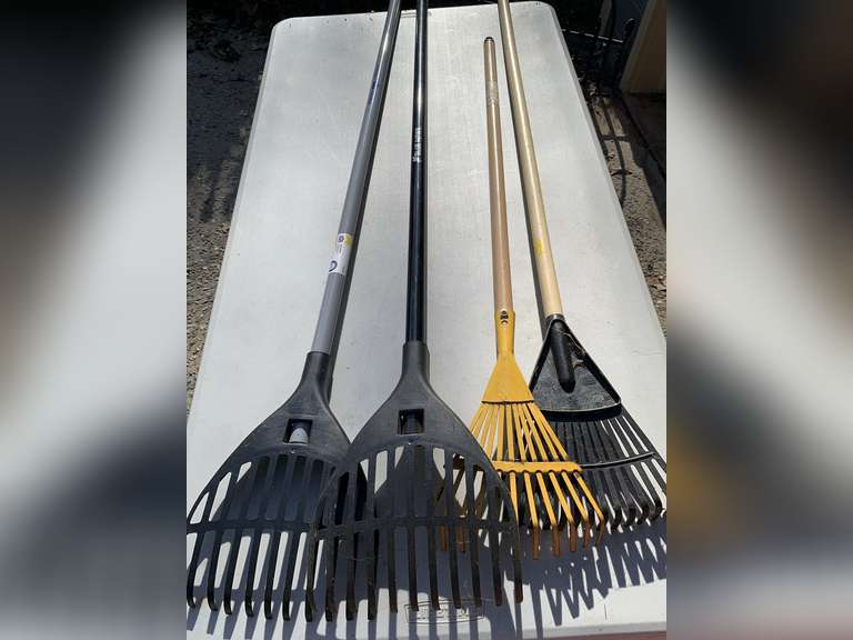 4 SHRUB RAKES - GARAGE image