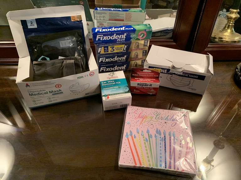 NEW FACE MASKS, FIXODENT ULTRA CREAM & MORE - UP MASTER BED image