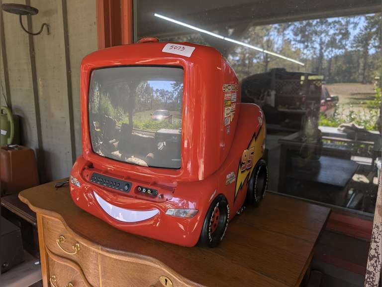 DISNEY "CARS" MOVIE  LIGHTNING MCQUEEN DVD/TV COMBO image