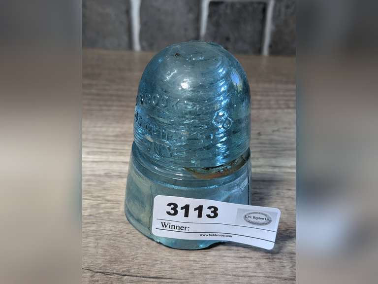 OLD BROOKFIELD #22 COLORED GLASS INSULATOR image