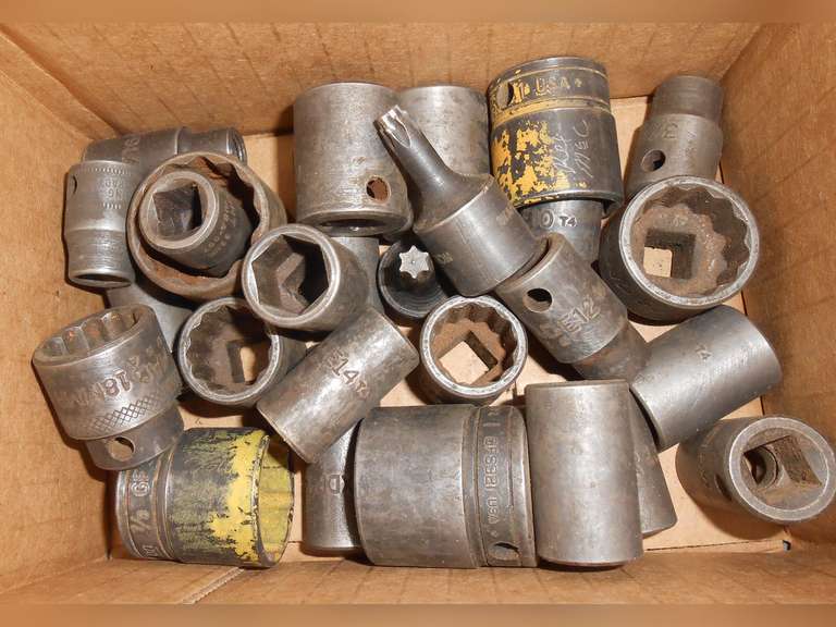 3/8" DRIVE IMPACT SOCKETS, METRIC, SAE & TORX (29) PCS image