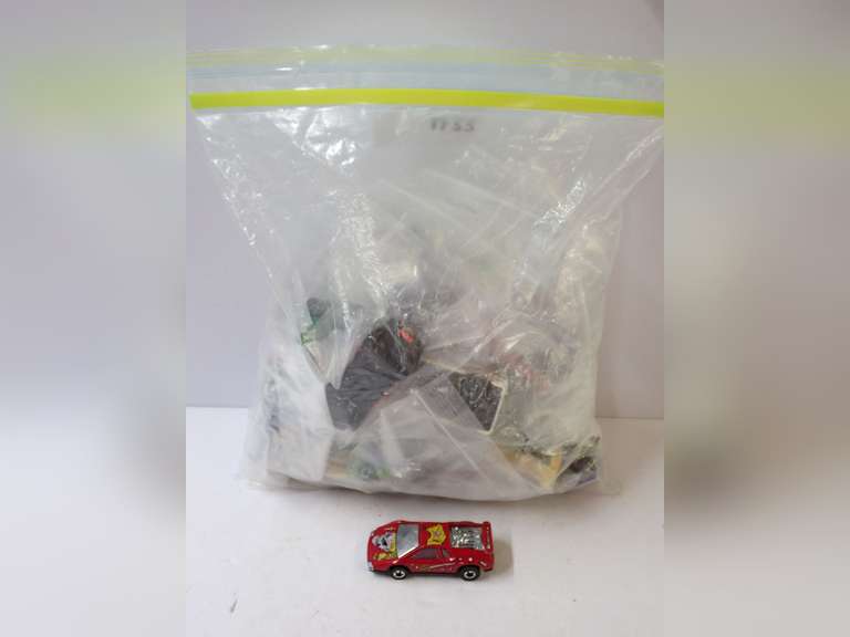 Mixed Lot of Diecast Cars image