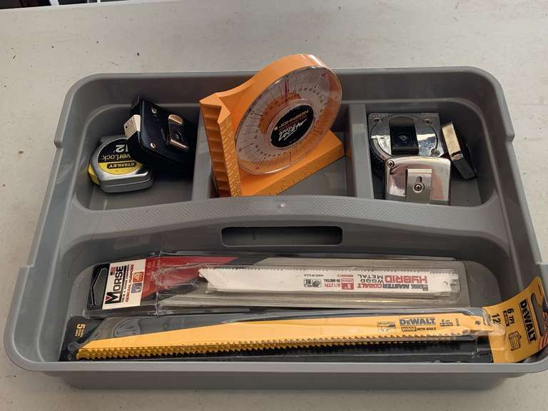TRAY WITH TAPE MEASURES, NEW DEWALT 12" BLADES, NEW MOISE 8" BLADES & MORE (CONTAINER INCLUDED) - GARAGE image