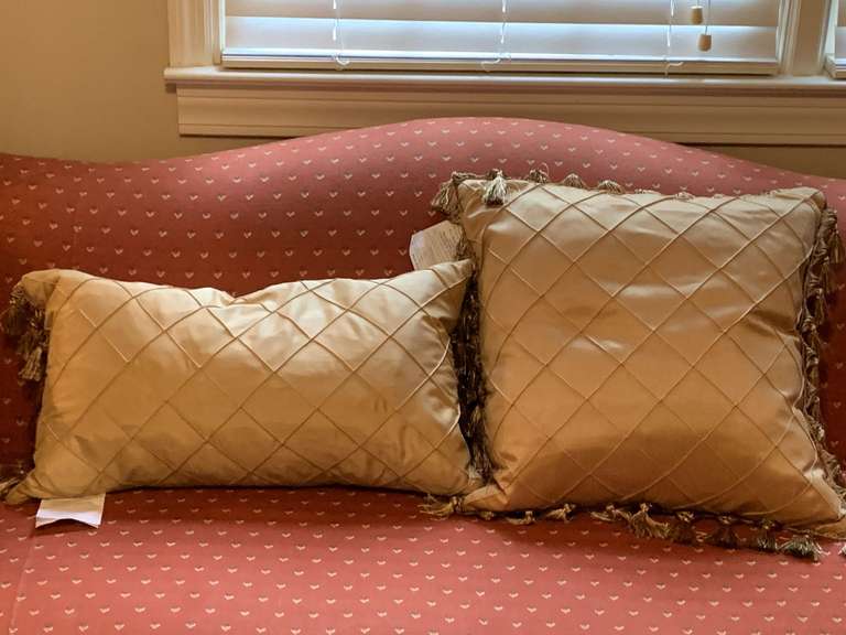 2 GOLD DIAMOND PINTUCK THROW PILLOWS - UP BED 1 image