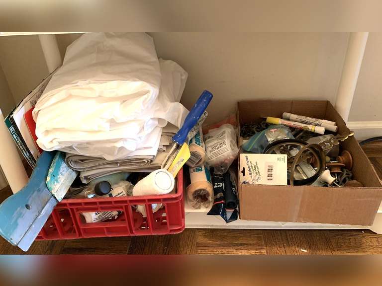 SHELF LOT TO INCLUDE PAINTING SUPPLIES & ASSORTED NAILS/HARDWARE/HANDLES - FOYER image