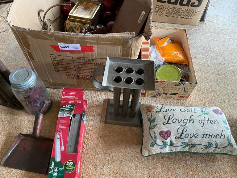 Mystery lot of assorted items to include vintage canning jar, home decor, surge protector, faux fruit, and more. See pictures for details. image