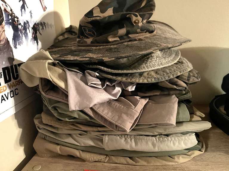 BR2…Assorted military style clothing, please inspect for size. See pictures for details. image