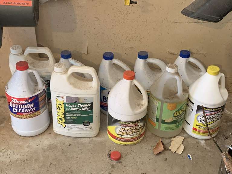 10 GALLONS CLOROX OUTSIDE CLEANSER, GREASE LIGHTNING & MORE - GARAGE image