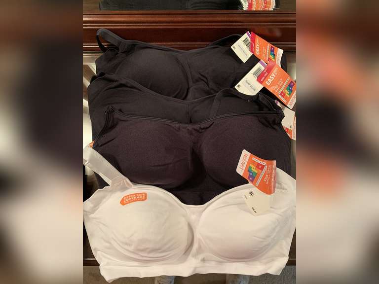 4 NEW SIZE 2XL SPORTS BRAS - UP MASTER BED image