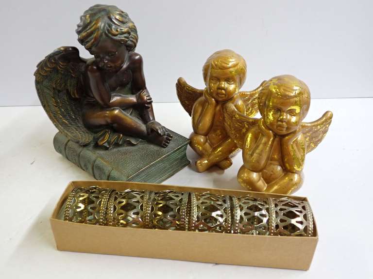 Angel Figurines and Set of Napkin Rings image