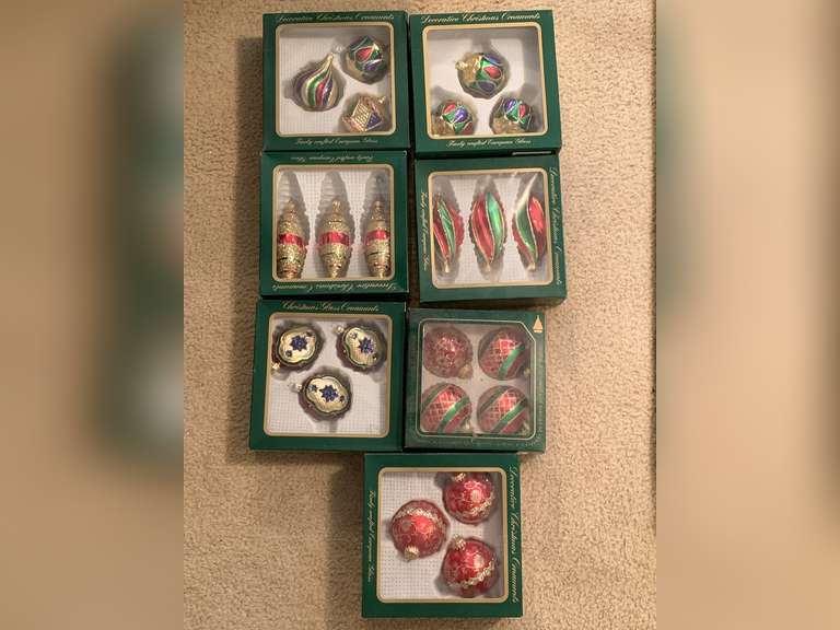7 BOXES OF UNIQUE GLASS CHRISTMAS TREE ORNAMENTS - UP BED 1 image