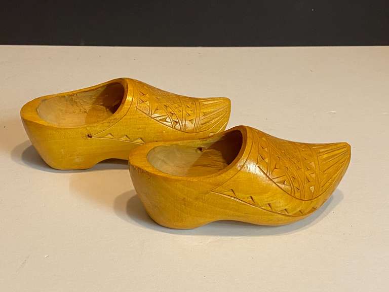 LR…Small vintage carved wooden shoes, see pictures for details. image