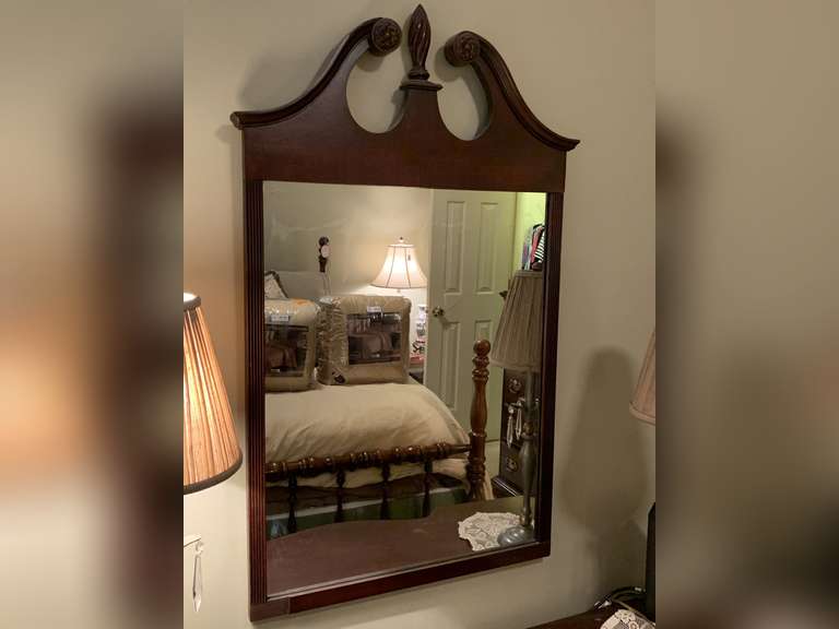 VINTAGE MAHOGANY WALL MIRROR 24" WIDE X 40" TALL - UP BED 2 image