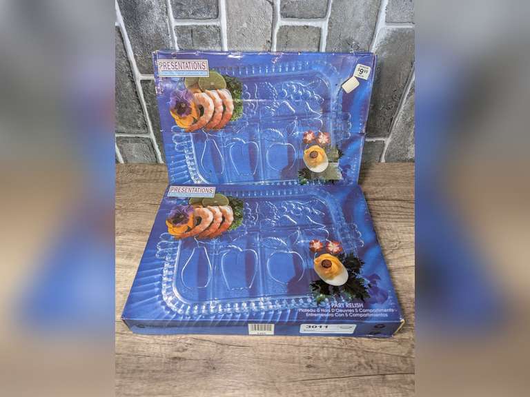 PAIR OF VINTAGE INDIANA GLASS PRESENTATIONS CRYSTAL COLLECTION FIVE-PART RELISH DISHES IN ORIGINAL BOXES image