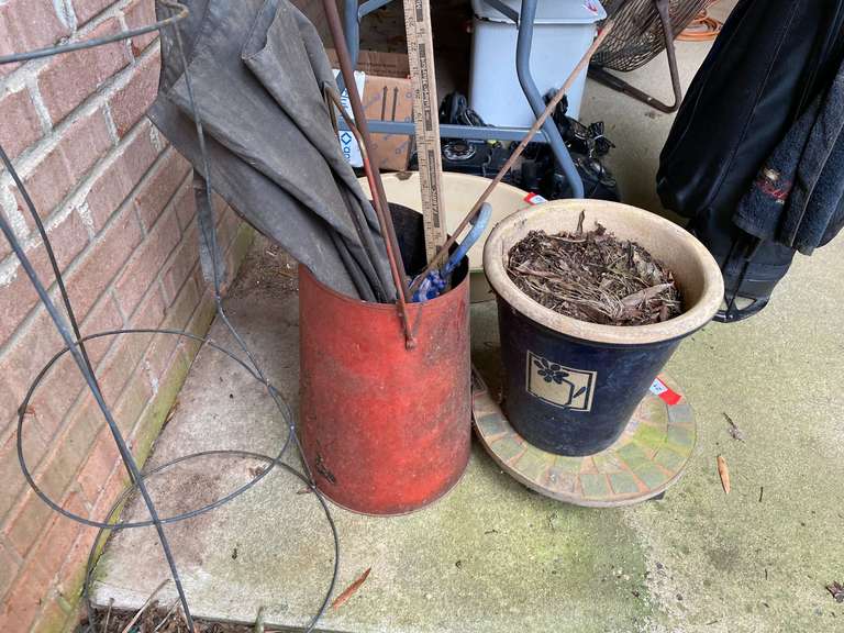 Plant dolly with ceramic planter and other yard decor, see pictures for details. image