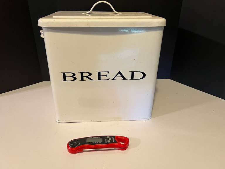 KIT… Vintage enameled bread box with lid and handles, see pictures for details. image