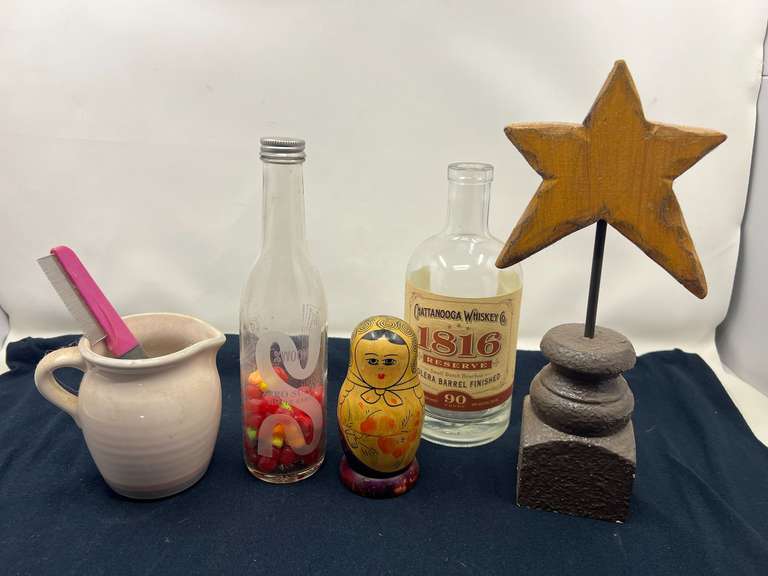 DEN… Assorted household items to include a vintage Pfaltzgraff creamer, nesting dolls, and other home decor. See pictures for details. image