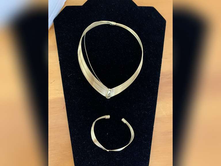 VINTAGE GOLDTONE BOHO STYLE CHOKER NECKLACE & MATCHING BRACELET - CHECKOUT image