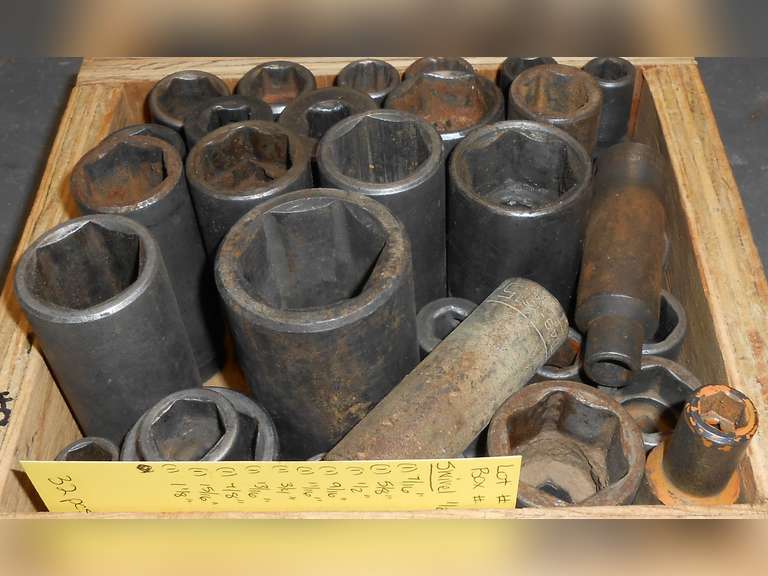 MISC 1/2" DRIVE SOCKETS (23) PCS image