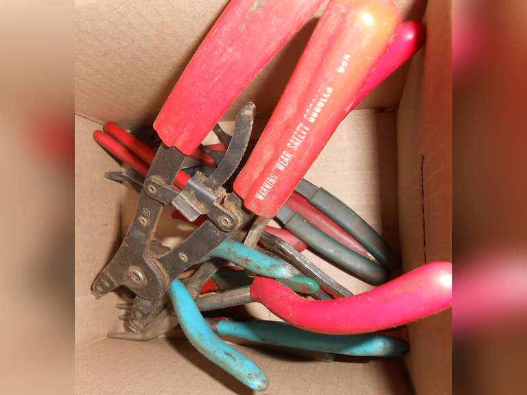 ASSORTED PLIERS (10) PCS image