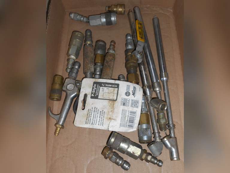 MISC AIR COUPLINGS, NOZZLES, TIRE PRESSURE GAUGES image