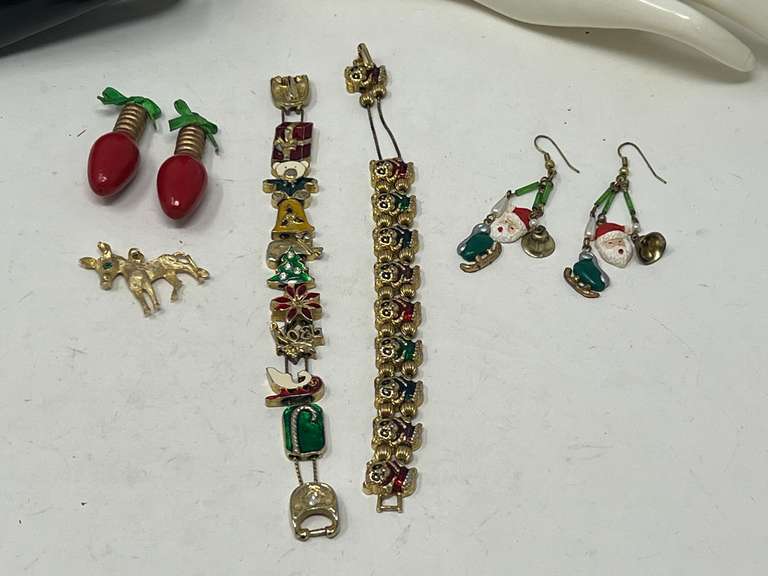 Ladies Christmas jewelry to include slide bracelets, pendant, earrings, and more. See pictures for details. image