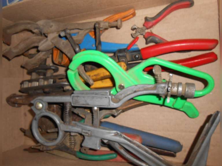 ASSORTMENT OF DIFFERENT TOOLS (12) PCS image