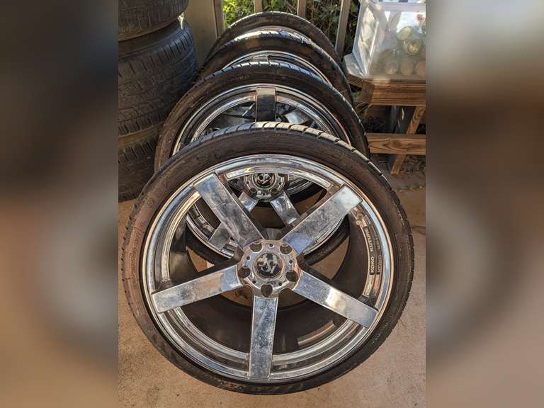 SET OF FOUR CUSTOM KOKO KUTURE 20" WHEELS AND NANKANG NOBLE SPORT NS-20 STAGGERED TIRES INCLUDING 285/30ZR20 BACK AND 245/30ZR20 FRONT image