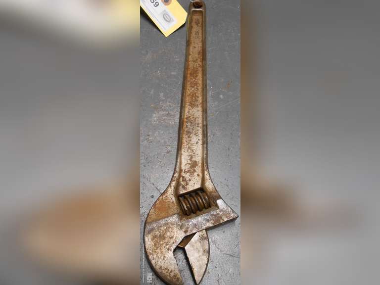 5" S-K ADJUSTABLE WRENCH image