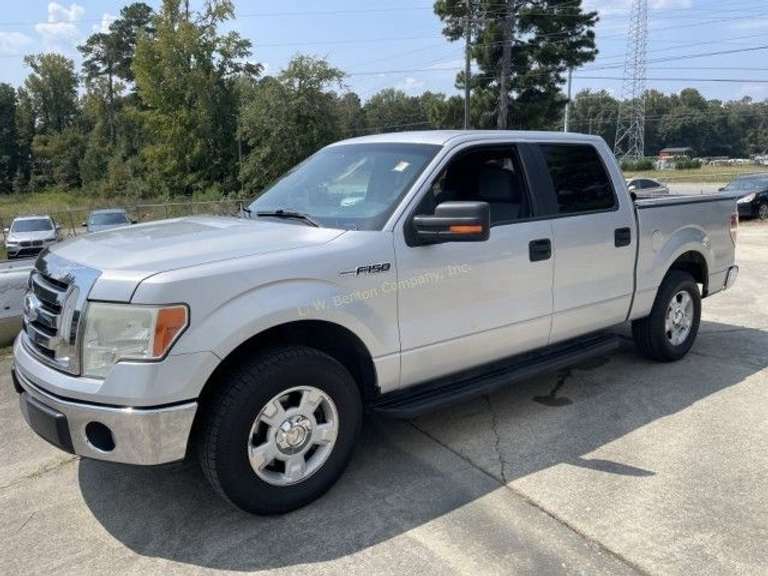 2011 Ford F-150 Pickup XL V6, 3.7