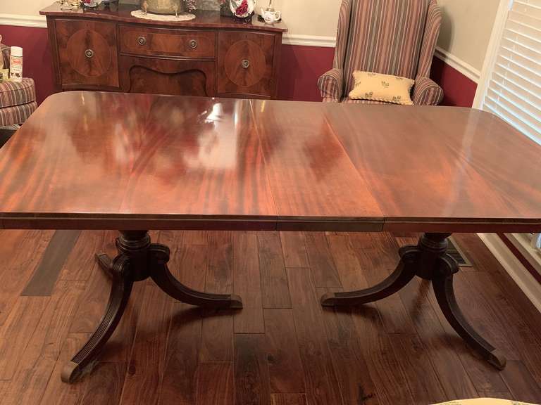 ANTIQUE DUNCAN PHYFE DOUBLE PEDESTAL MAHOGANY DINING ROOM TABLE W/ 3 LEAVES 64" LONG (EACH LEAF MEASURES 12") X 42" WIDE X 30" TALL - DINING ROOM image