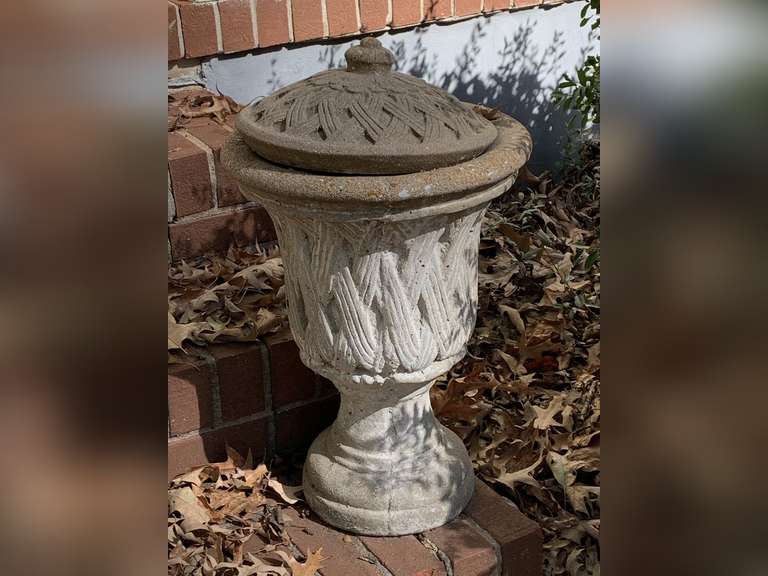 CONCRETE URN/PLANTER W/ LID 20" TALL X 14" ROUND - FRONT PORCH image