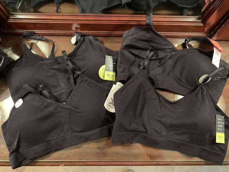 4 NEW SIZE 2XL SPORTS BRAS - UP MASTER BED image