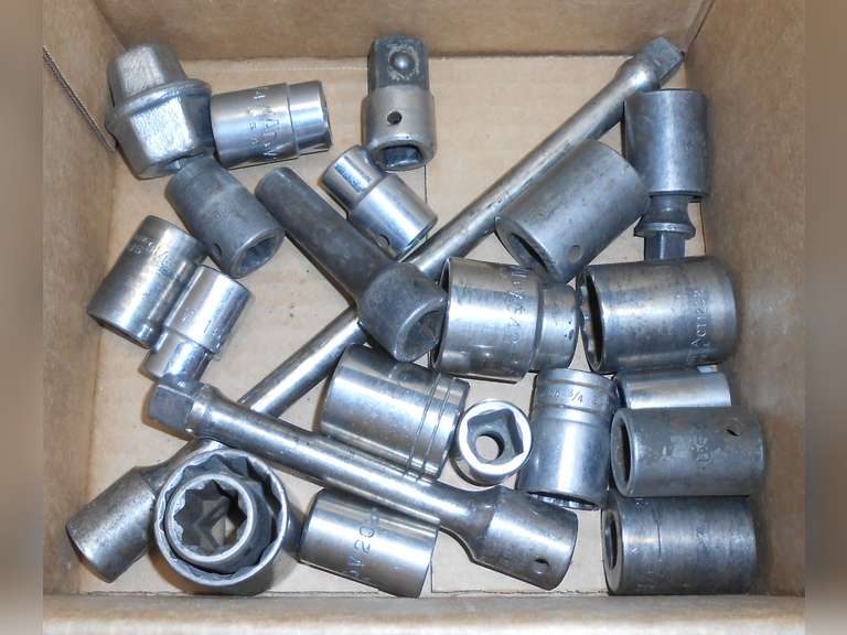 1/2" DRIVE SOCKETS & ETC (23) PCS image